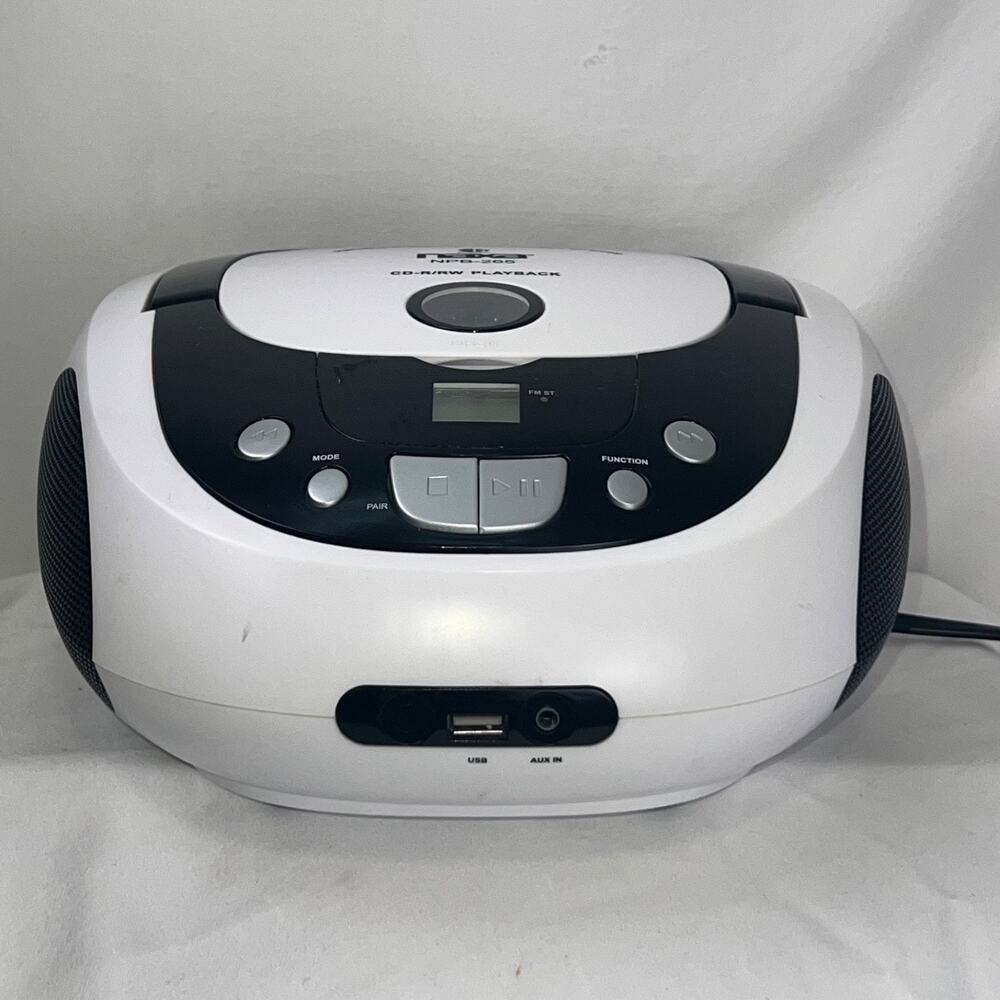 Naxa NPB-265 Portable CD Player Boombox AM/FM Radio Bluetooth USB AUX Tested